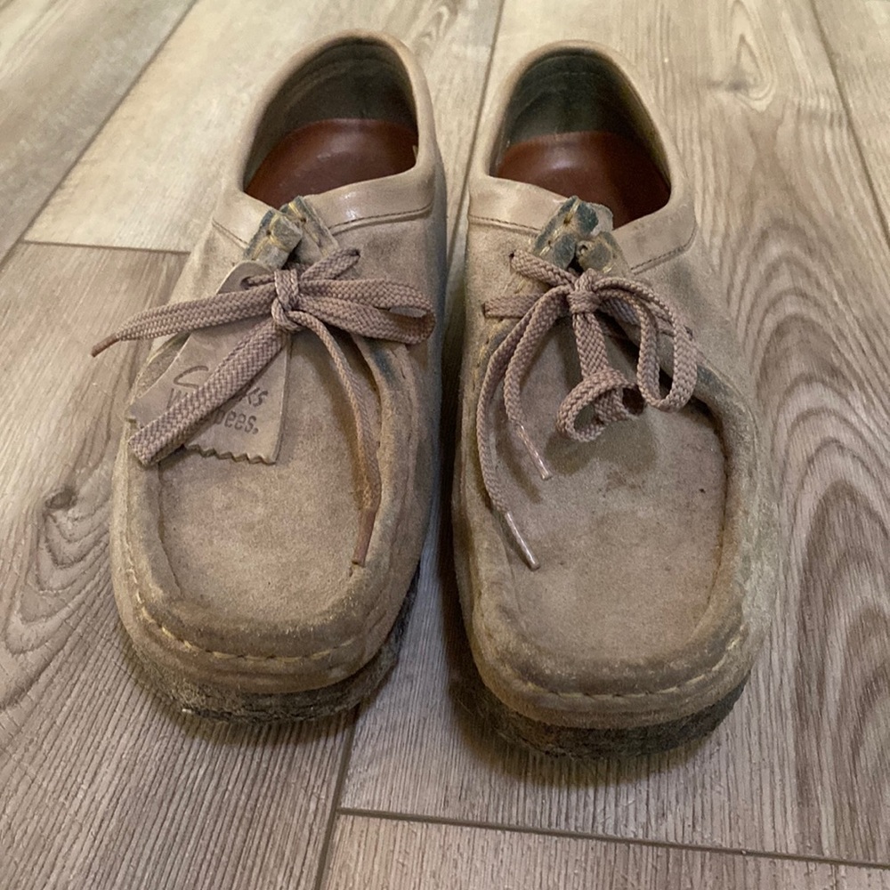 Clarks Wallabee’s